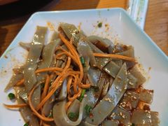 鸡豆凉皮-民食香·腊排骨野生菌美食(木府店)