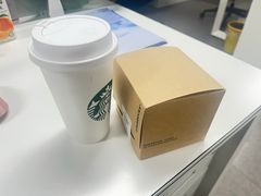 -星巴克(北京市民生金融中心店)