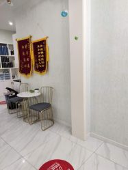 -苗方清颜祛痘·皮肤管理