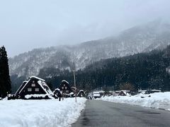 -白川乡与五箇山的合掌构造村落