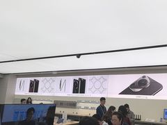 -华为智能生活馆(上海中山公园龙之梦)
