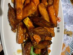 -六泰居·尔滨地标·东北菜(松北店)