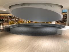 -广州市白云区图书馆