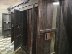 -吐斯廉屠杀博物馆