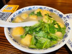 -老天桥酱肉烧饼夹肘子(天桥店)