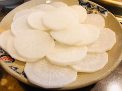 白萝卜-小龙坎老火锅(北京三里屯店)