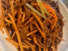 馓子牛肉丝-刘胖子家常菜·蹄花焖藕(江汉路总店)