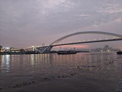 -茂菊口腔连锁(浦东南路店)