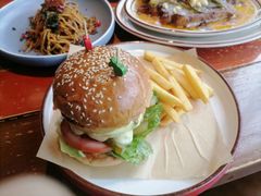 -大快乐秘密花园餐厅(临港新天地店)