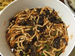 -吴记酱骨炖菜馆(西大直街店)