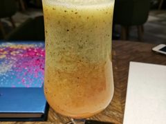 杨桃柳橙汁-港丽餐厅