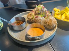 -Ameigo梅果·云贵川bistro(长宁来福士店)