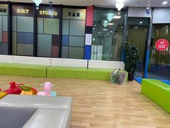 -澳洲袋鼠早教(金辉环球广场店)