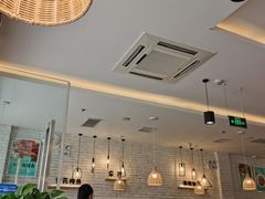 大堂-拿渡·水煮鱼麻辣香锅(王府井奥莱·香江小镇店)
