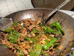 -费大厨辣椒炒肉(高铁吾悦广场店)