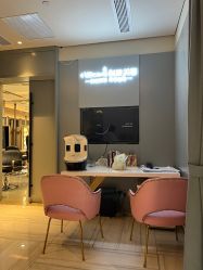-苑苑vbeauty科技美容SPA