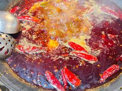 -黄潇洒老火锅(九眼桥宏济巷店)