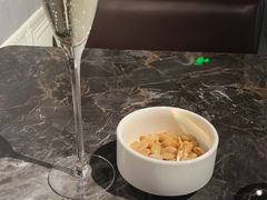 -LESCEDARS Brasserie Bistro香柏树
