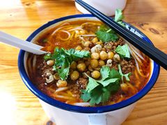 金牌杂酱面-胖胖板凳面