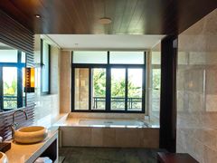 -海南清水湾莱佛士酒店