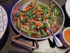 土辣椒肉炒肉-知楚•精致湖北菜(武商MALL店)
