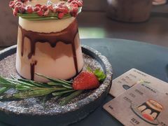 花环-BE NORMAL CAFE(霞溪路店)