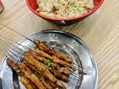 -江城燕子大排档(江汉路步行街店)