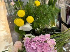 -谷莠子花艺·气球派对·绿植造景·花艺沙龙(金光华广场店)