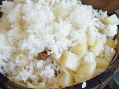 -石磨豆花家常菜·牦牛排土火锅