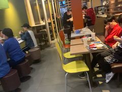 -麦当劳(新华路步步高店)