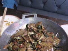 -路边边.炒菜烧烤.音乐餐厅(良乡长虹店)