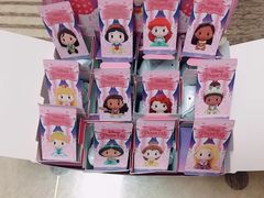 -泡泡玛特POPMART(上海环球港店)