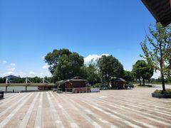 -湖州太湖旅游度假区-月亮广场