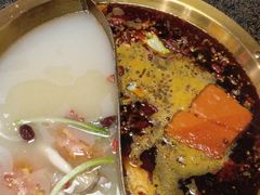 -小天鹅火锅·一线江景洪鼎旗舰店(洪崖洞店)