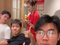 -肥肥虾庄·金牌油焖大虾(汉口城市广场店)