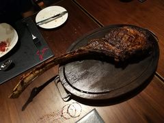 -恰餐厅及酒吧 CHAR Bar & Grill (北京丽都皇冠假日店)