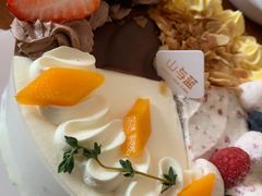 -山与蓝·轻糖鲜果蛋糕(勒泰店)