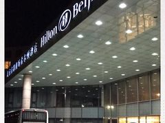 -东西风牛排馆周末烧烤自助(首都机场希尔顿店)
