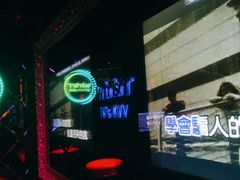-温莎KTV(珠江路店)