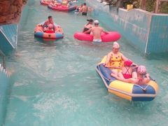 -龙脉温泉室内游泳馆