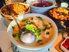 烫嘴西施豆腐-甬妈妈湖畔里餐厅(唐山南湖旅游景区店)
