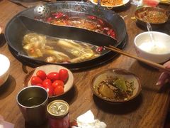 -萍姐火锅·公路夜市(武汉首店)