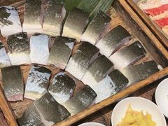 -围炉肉舍•炭烤活鳗•丹东海鲜烤肉(步行街店)