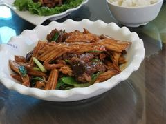 腐竹(土豆)烧牛腩-老回回饺子馆(海洋馆店)