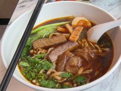 -康师傅私房牛肉面(申虹店)