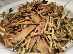 -红色根据地文化主题酒店(太湖街店)