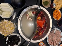 -辣莊重庆老火锅(威海高铁站韩乐坊店)