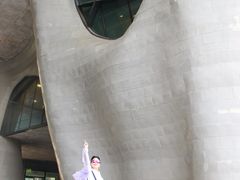 -证大喜玛拉雅中心