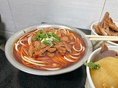 -薛记襄阳香辣牛肉面(平安路店)