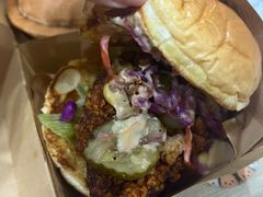 超辣炸鸡三明治-魏斯理汉堡(西安沣东吾悦店)